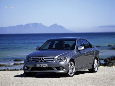 mercedes-benz-c-39985-1400x1050-www_autopics_ru.jpg