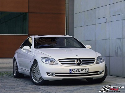 Mercedes-Benz-CL_500_staticx800x600.jpg