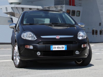 fiat-punto-evo-2010-30.jpg